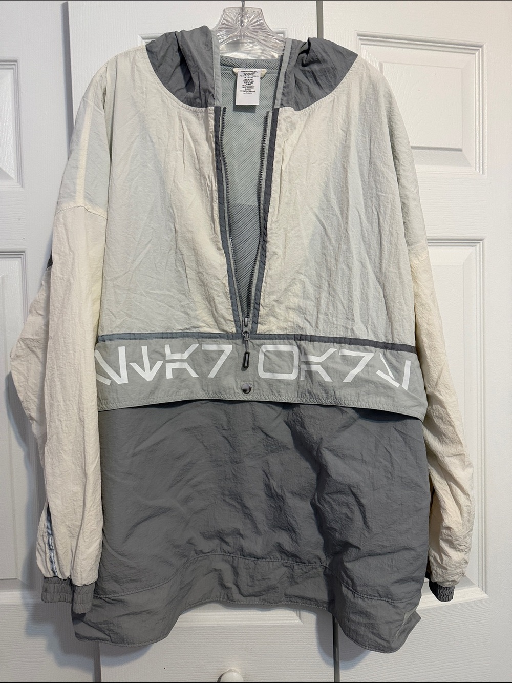 Disney Star Wars Cream and Gray Half-Zip Windbreaker Pullover